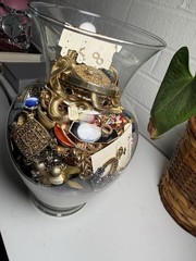 7.6 Lb Mixed Gold Tone & Silver Tone Jewelry Lot Necklaces Earrings Bracelets