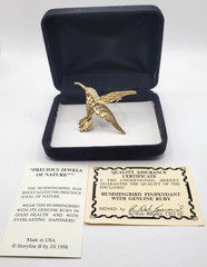 Vintage Dale Kinkaid 1988 Hummingbird Pendant Ruby Eye Gold Tone Bx & COA Signed