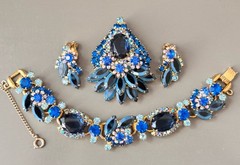 Vintage Verified JULIANA D&E Blue Two Toned Brooch/Pendant Bracelet Earring Set