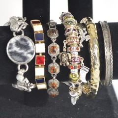 Vintage Bracelet Lot 16pc Gold Silver Tone Mixed Styles circa 1980s–2000s